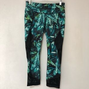 Athleta Sonar Palm Print Mesh Detail Capri Legging